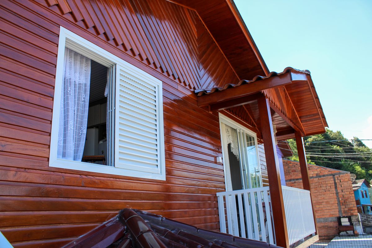 JANELAS DE VENEZIANA – LINHA SUPREMA