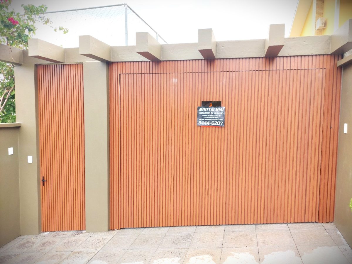 Portões em alumínio
