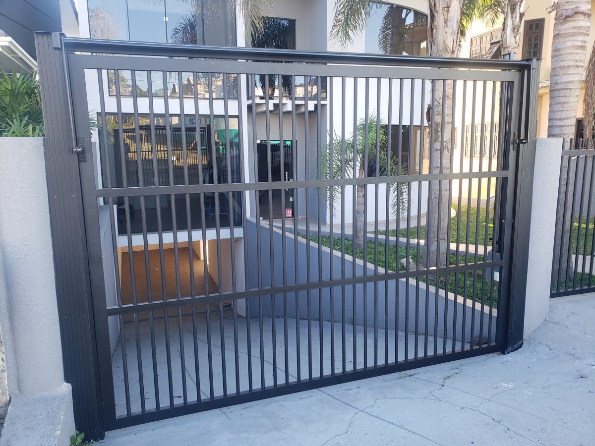 Portões em alumínio